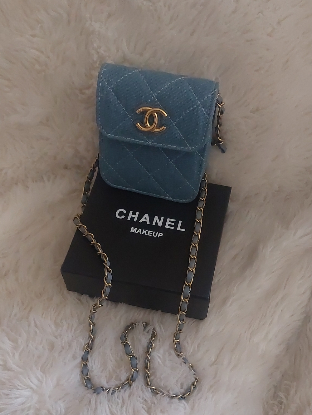 CC Denim  Quilted  Mini Crossbody Bag with Gold Chain - Picture 4 of 9